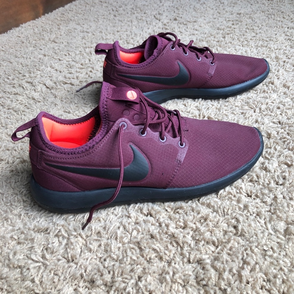 Never worn Nikes